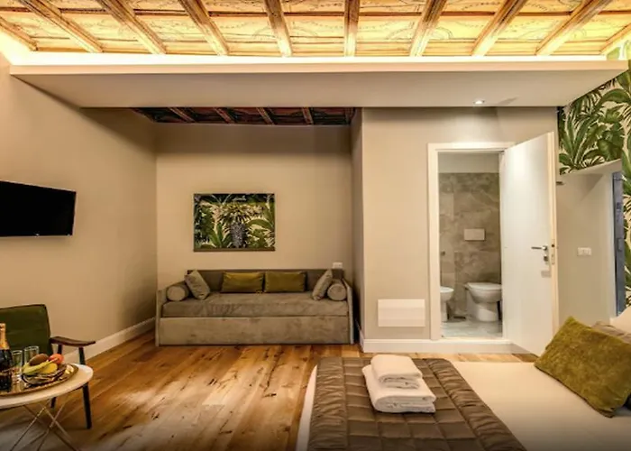 Отель 55 Fifty-five - Maison D'art Collection Рим